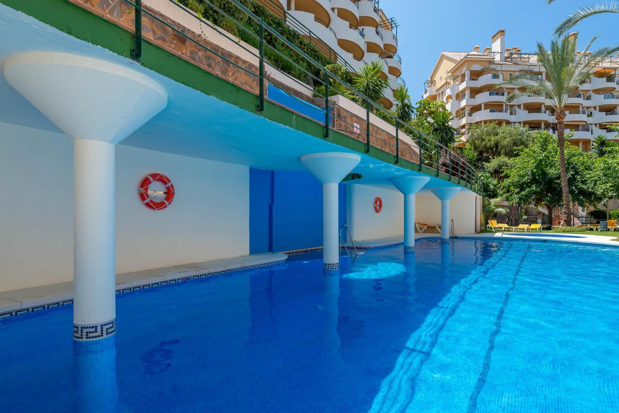 Elegant 2 Bdrm Penthouse With Bbq And Pools Apartment Марбеля Екстериор снимка